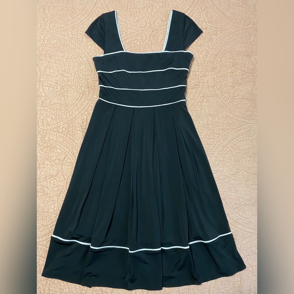 Maggie London square neck dress, size 2